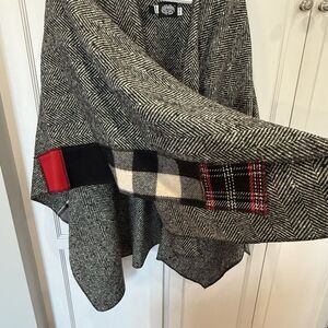 Vintage Chameleon Herringbone Patchwork Wool Cape Poncho One Size